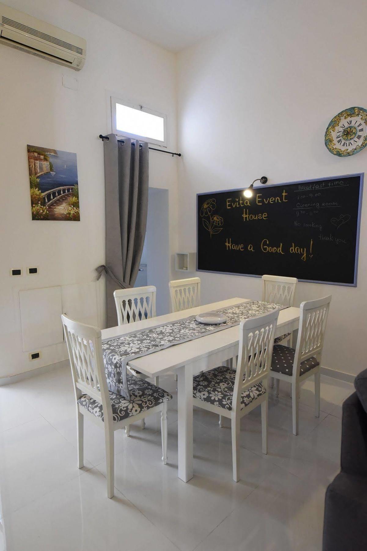 Evita House B&B 庞贝 外观 照片