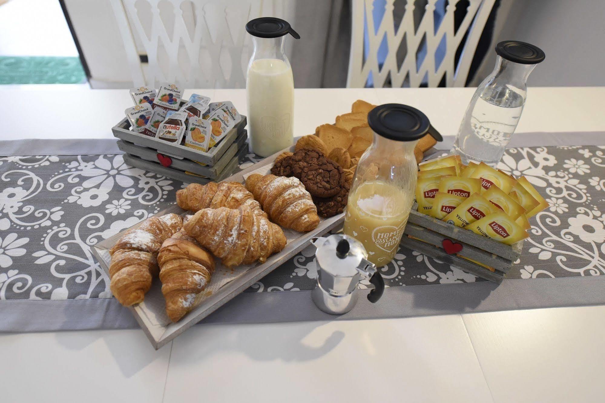 Evita House B&B 庞贝 外观 照片
